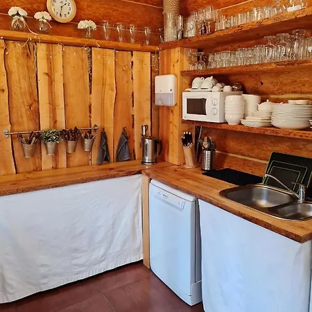 Viesu Nams Cetri Gadalaiki Holiday home *