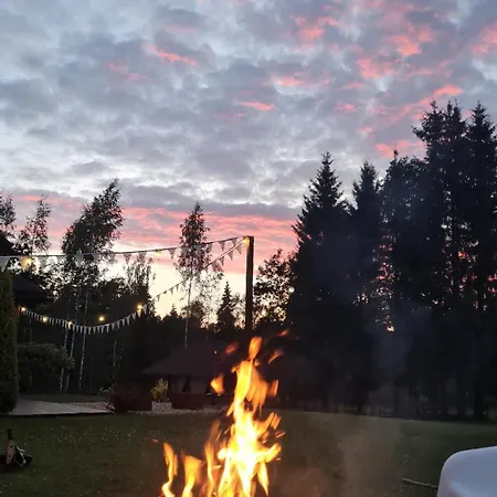 Viesu Nams Cetri Gadalaiki * Eikazi